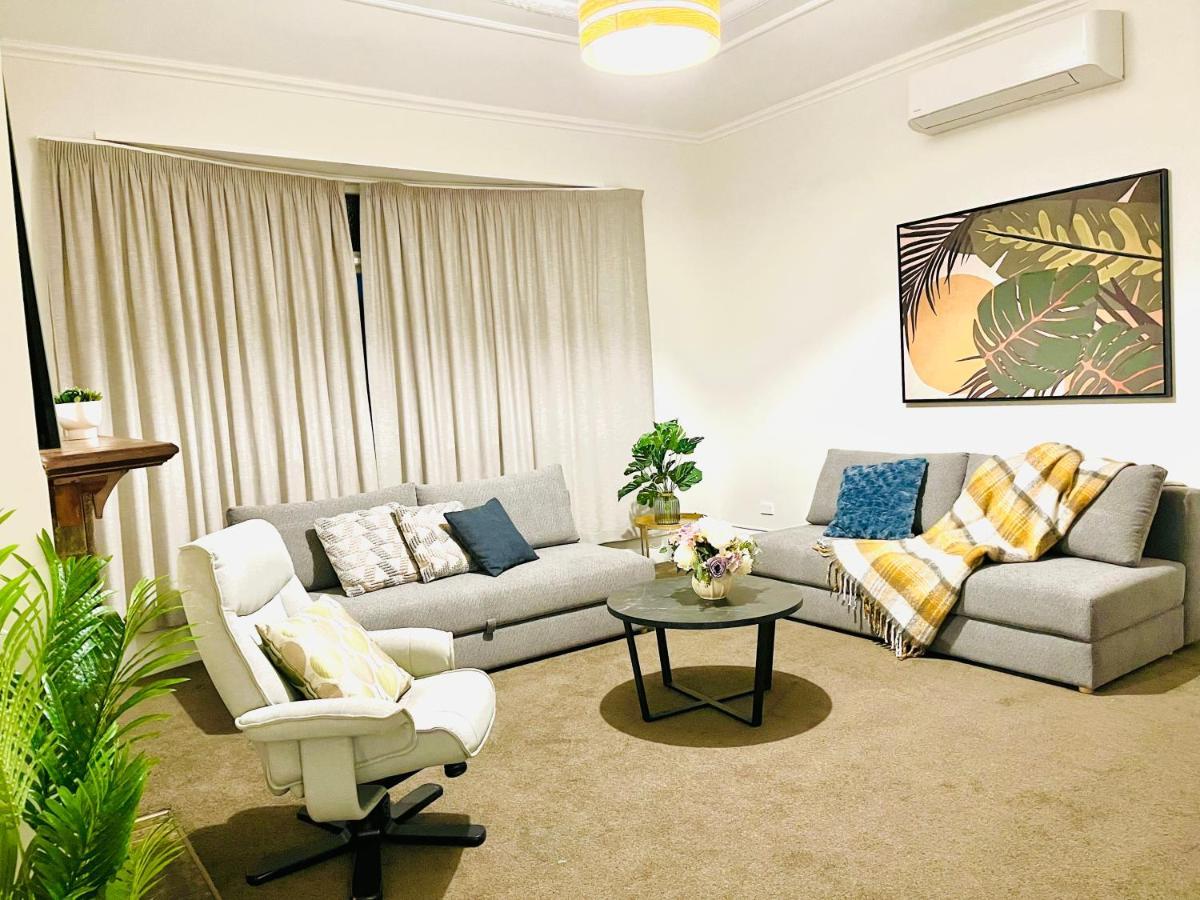 Luxurious Home Close To Beach Dunedin Eksteriør bilde